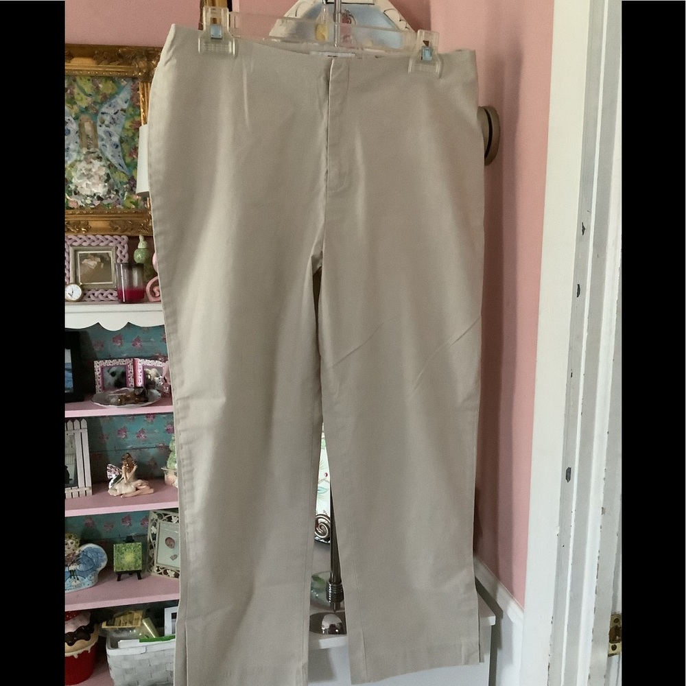 Gap stretch khaki capris ladies 10